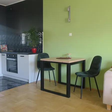 Spacious 10 Minutes From Center By Metro Przestronna Kawalerka Ursynow * Warszawa